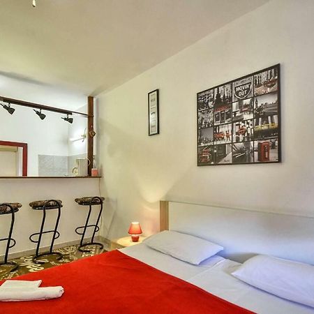 The Big Smile Apartments プーラ エクステリア 写真