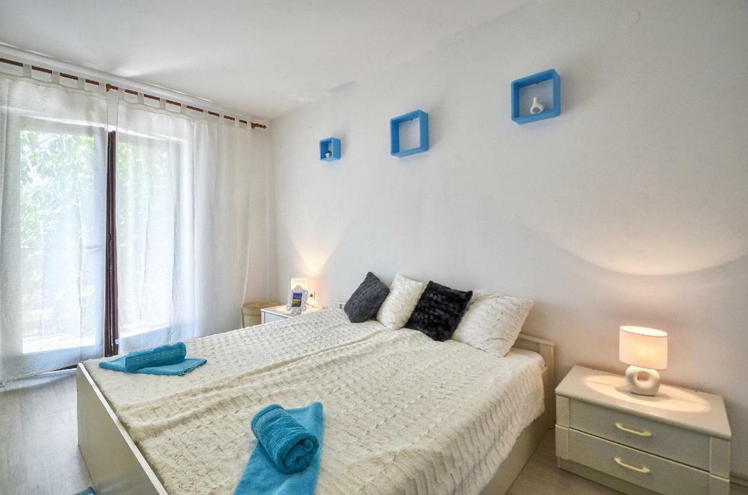 The Big Smile Apartments プーラ エクステリア 写真